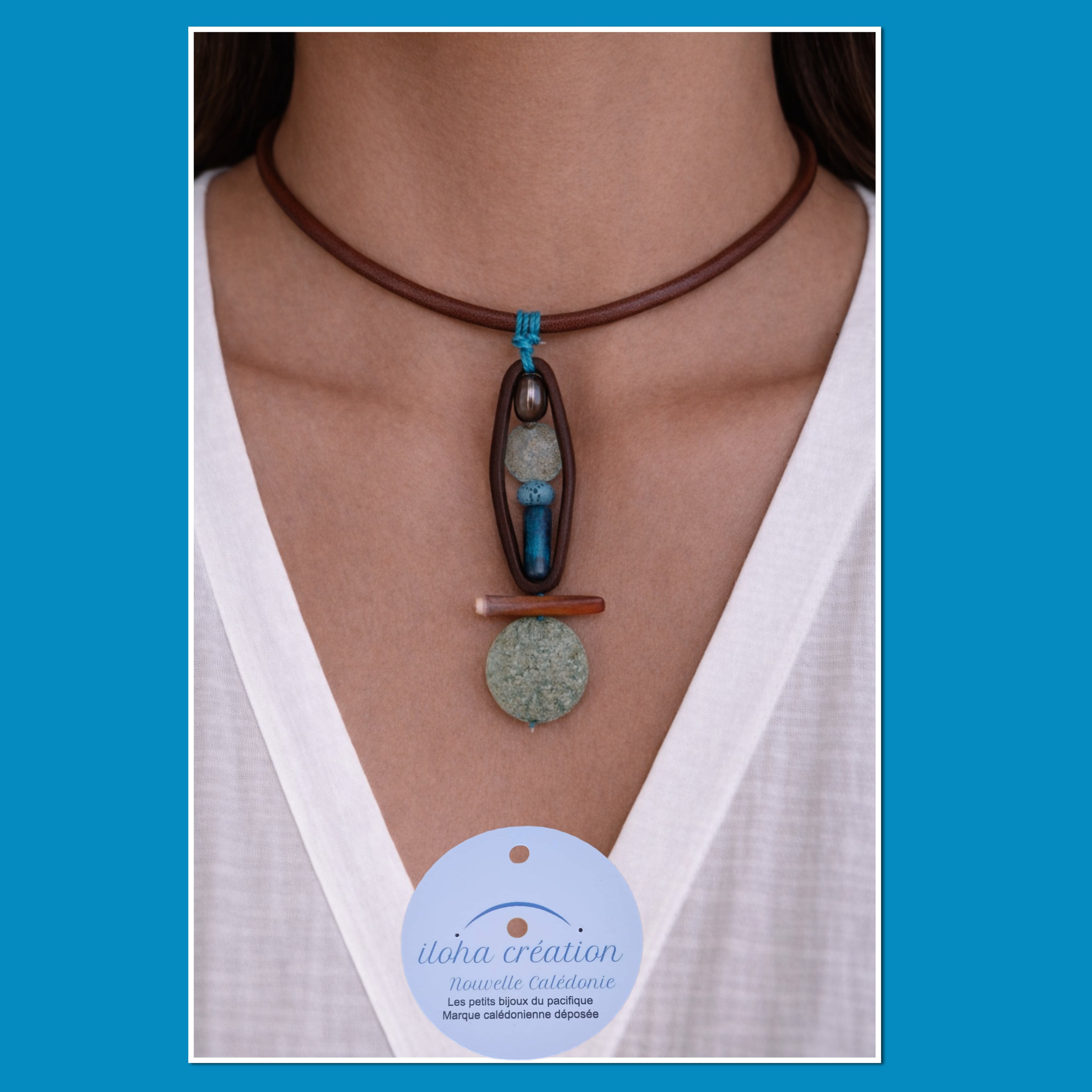 Collier FAÎTIÈRE 6 graines & cordon cuir