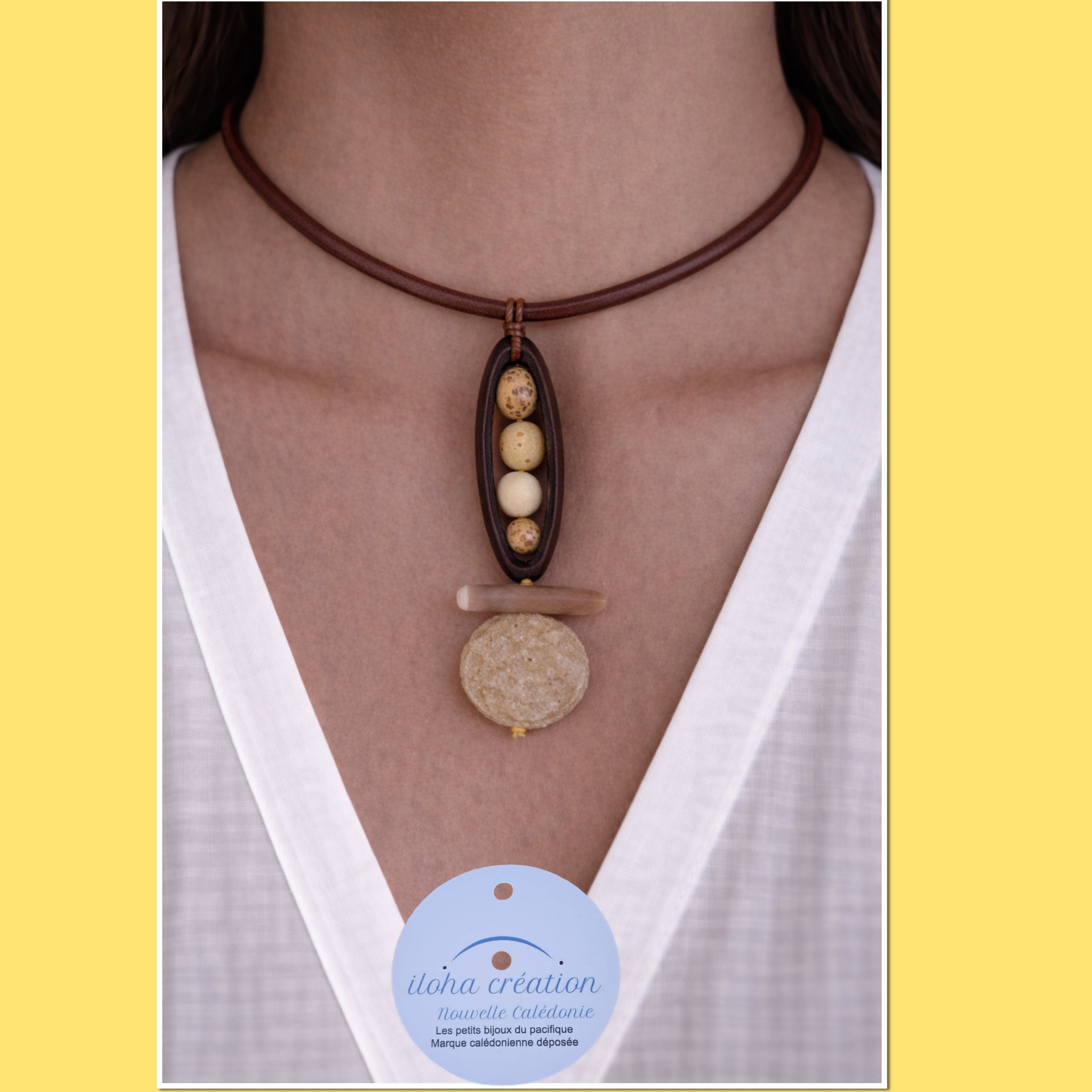Collier FAÎTIÈRE 7 avec graine de Wawa tranché