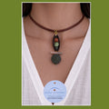 Collier FAÎTIÈRE 8 avec graine de Wawa tranché